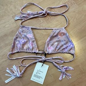 NWT acacia Cannons Bikini Top in Dahlia